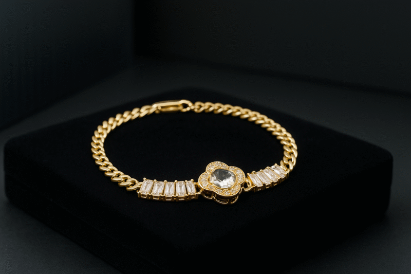 Gleaming Clover Link Bracelet - Image 2