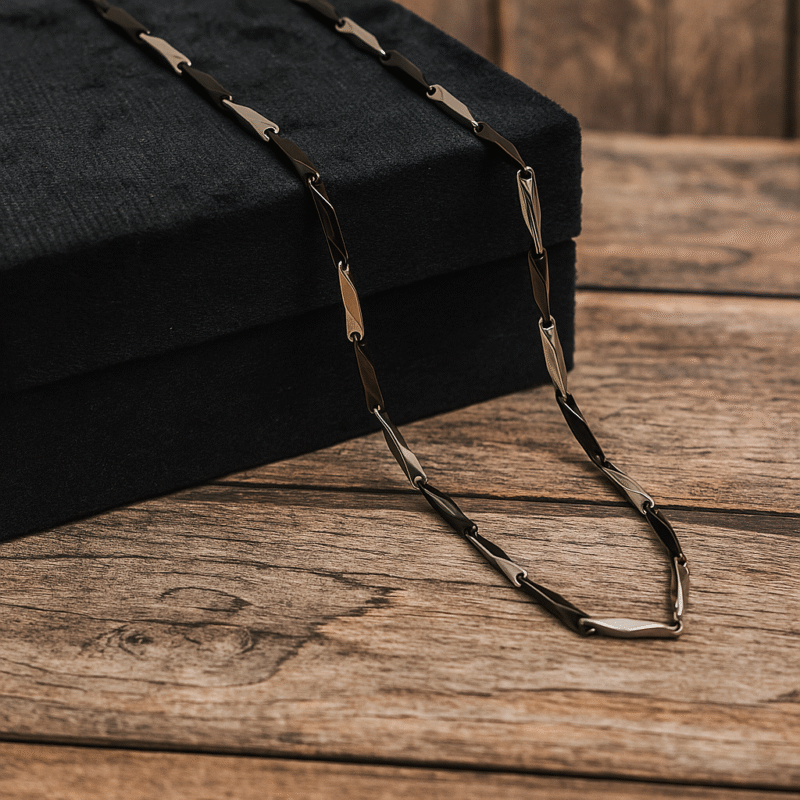 Dual-Tone Blade Link Chain for Men – Premium Black & Silver Stainless Steel Necklace for Bold Urban Style